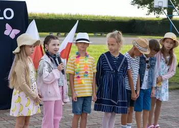 Recytacja wierszy przez uczniów klasy drugiej