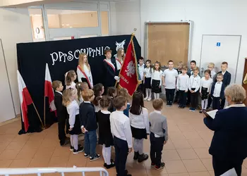 Ślubowanie uczniów klas pierwszych
