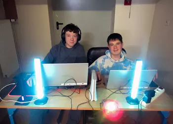 Szkolni DJ-e