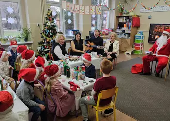 Wspólne kolędowanie w szkole filialnej