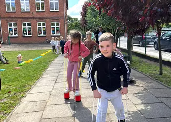 Chodzenie na szczudłach