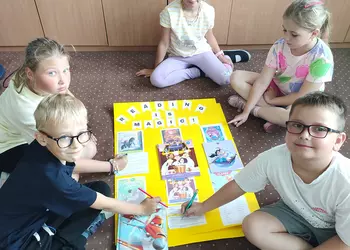 Ukończony plakat 'Reading is magic'