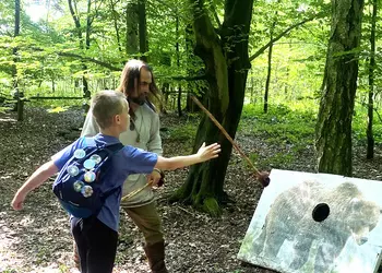 Wojtek poluje na niedźwiedzia