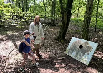 Zabawa w polowanie na niedźwiedzia