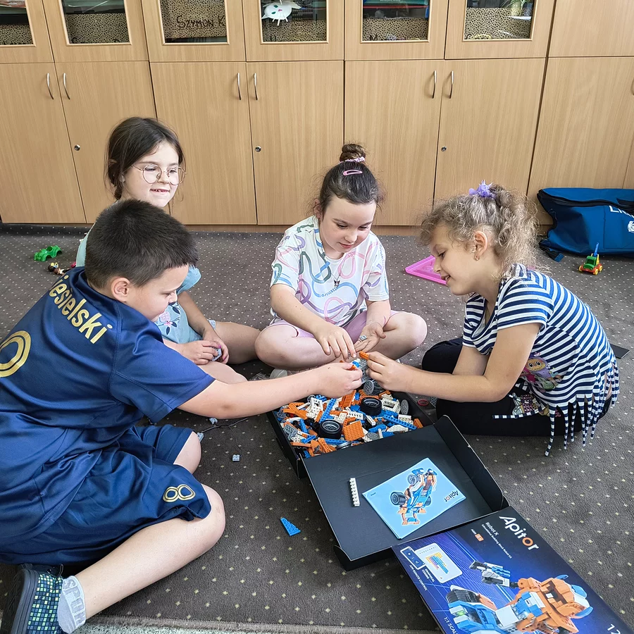 Świetlicowe spotkanie z nowoczesną techniką