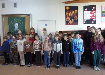Udział w akcji Szkoła do hymnu.