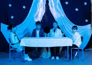 Spotkanie przy świątecznym stole