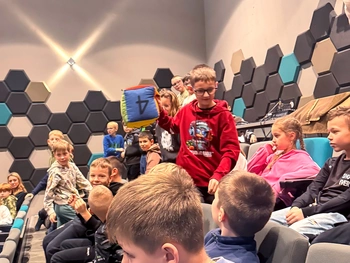 Wyjazd uczniów klas 1-3 na warsztaty Kino Szkoła i seans filmowy „Fantastyczny Angelo”