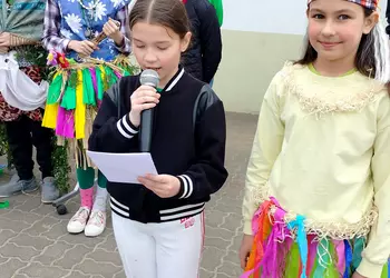 Ekologiczna Marzanna z klasy 4a