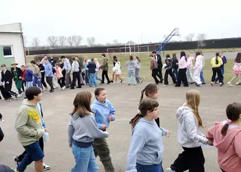 Wiosenny wspólny taniec