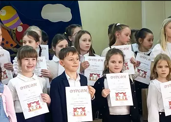 Zosia wśród uczestników konkursu