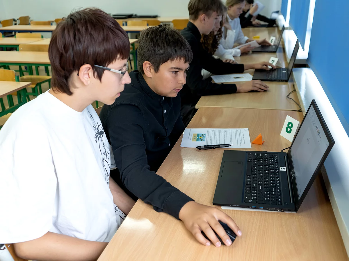 Tekst, grafika i kodowanie - za nami IX edycja Międzyszkolnego Konkursu Informatycznego