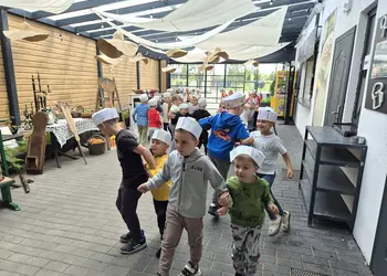 Zabawa przedszkolaków