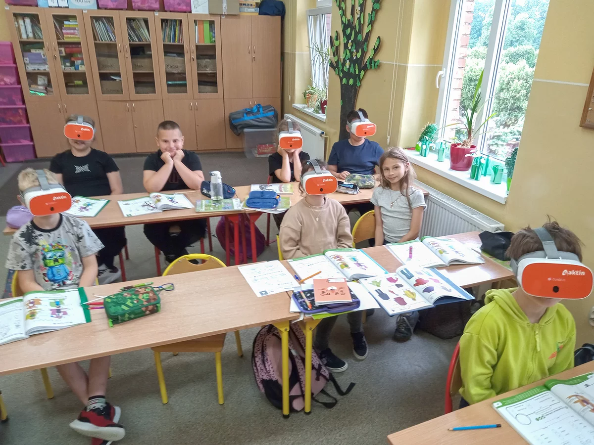 Wykorzystanie sprzętu zakupionego w ramach programu  „Laboratoria Przyszłości” w szkole filialnej w Wonieściu