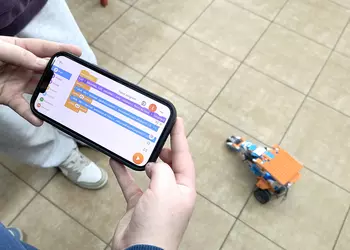 Programowanie pojazdu tuk-tuk
