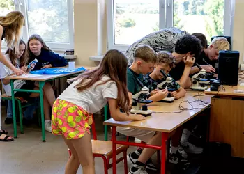 Przygotowanie próbek wody do obserwacji od mikroskopem