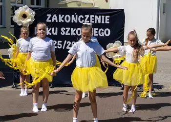 Taniec trzecioklasistek