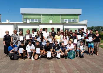 Uczniowie klas 4-7 nagrodzeni za działalność w Samorządzie Uczniowskim i szkolnym wolontariacie