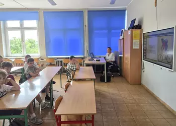 Zajęcia na temat bezpiecznego spędzania wakacji