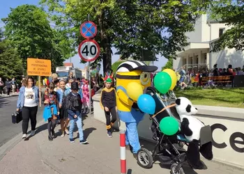 Wymarsz korowodu przebierańców